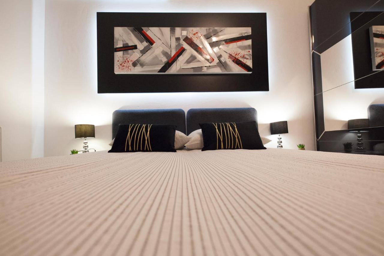 Apartman Aurelius - Private Parking أوسييك المظهر الخارجي الصورة